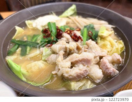 博多名物、もつ鍋 122723970