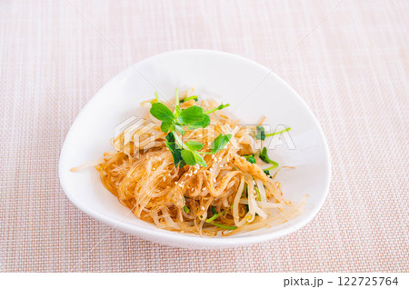 豆苗入り春雨サラダ 122725764