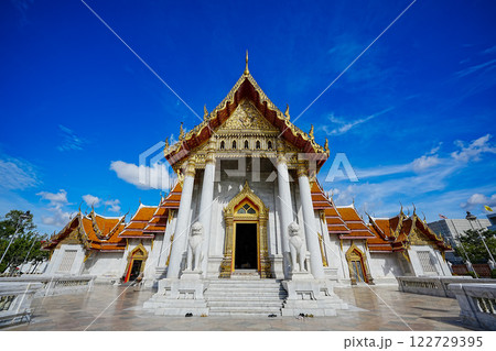Marble Temple (Wat Benchamabophit) Wat Benchamabophit is one of the most popular places in Bangkok, Thailand, which is visited by tourists. 122729395