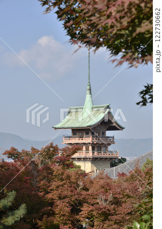 高台寺から見る大雲院 祇園閣 秋 高台寺から見る大雲院 祇園閣 秋 122730662