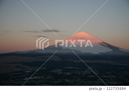 乙女峠から見た冬の富士山五 122735884