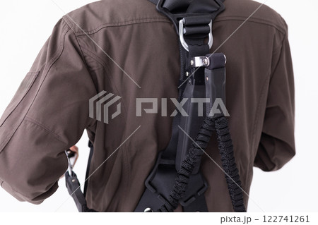 工事用ハーネスを装備するイメージ (写真素材) 工事用ハーネスを装備するイメージ (写真素材) 122741261