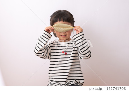 幼児のポートレート 122741708