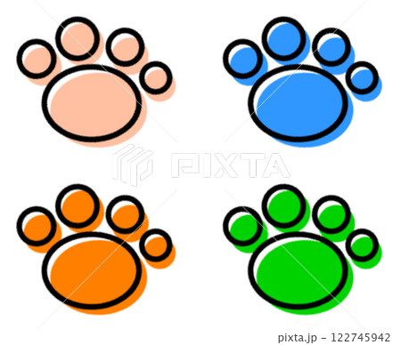 可愛いペットの犬や猫の肉球イラスト 122745942