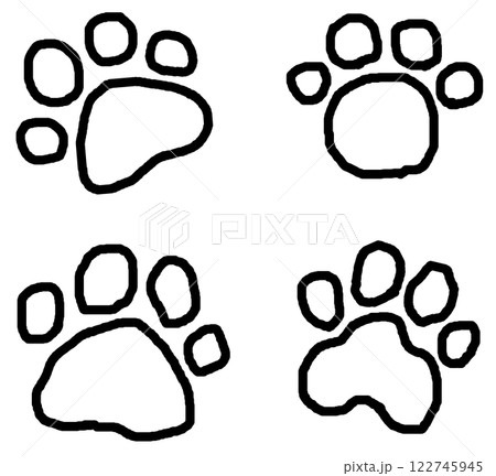 可愛いペットの犬や猫の肉球イラスト 122745945