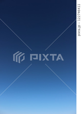 『空の色』HIKARI #自然 トワイライト 背景素材 #SDGs 光 素材 グラデーション 背景 『空の色』HIKARI #自然 トワイライト 背景素材 #SDGs 光 素材 グラデーション 背景 122746411