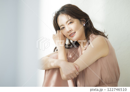 美しいミドル女性のポートレート 122746510