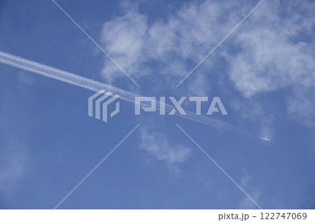 飛行機雲 122747069
