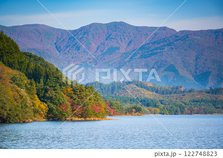 秋田県の美し湖、田沢湖 秋田県の美し湖、田沢湖 122748823