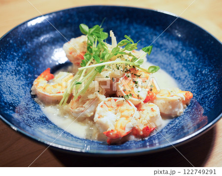 手作りの美味しいハワイ料理　ガーリックシュリンプ 122749291