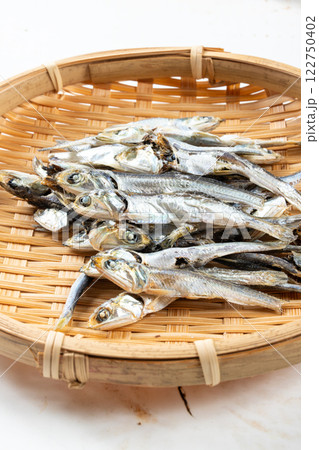 煮干し 出汁 煮干し 出汁 122750402