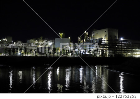 工場夜景 122752255