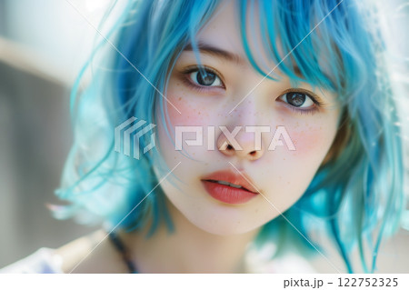 青色の髪の女性　AI生成素材 122752325