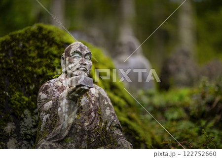 長安寺の羅漢像 長安寺の羅漢像 122752660