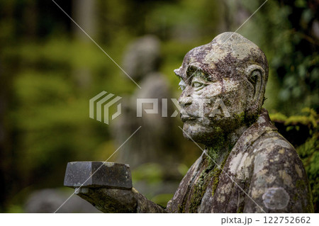 長安寺の羅漢像 122752662