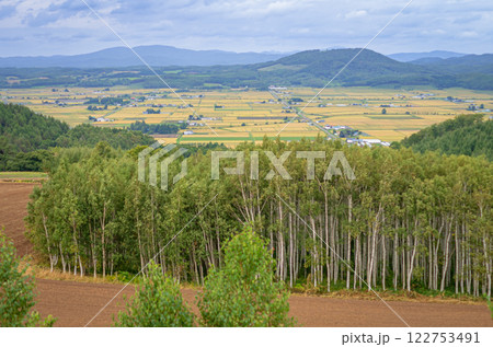 北海道深川市  戸外炉峠付近の風景 122753491