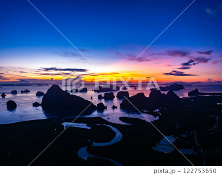 Beautiful sunset or sunrise clouds sky,Nature Light Sunset over sea, Colorful scenery Sky with Amazing dark clouds and waves in sunset sky nature cloud background Beautiful sunset or sunrise clouds sky,Nature Light Sunset over sea, Colorful scenery Sky with Amazing dark clouds and waves in sunset sky nature cloud background 122753650