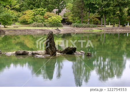 毛越寺庭園・中立石・世界遺産（岩手県・平泉町） 122754553