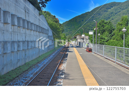 関西・近畿・餘部駅(余部駅)・空の駅があった余部鉄橋、移設された現代の余部駅・兵庫県香美町(7) 122755703