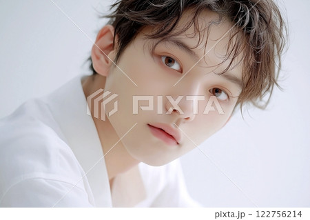 肌が綺麗なイケメン男性・スキンケア「AI生成画像」 肌が綺麗なイケメン男性・スキンケア「AI生成画像」 122756214