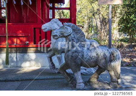 埼玉県白岡市　白岡八幡神社　神馬神社（神馬社）　神馬伝承の神社 122756565
