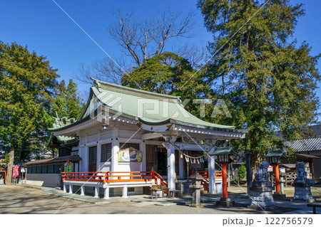 埼玉県白岡市　白岡八幡神社　拝殿　神馬伝承の神社 122756579