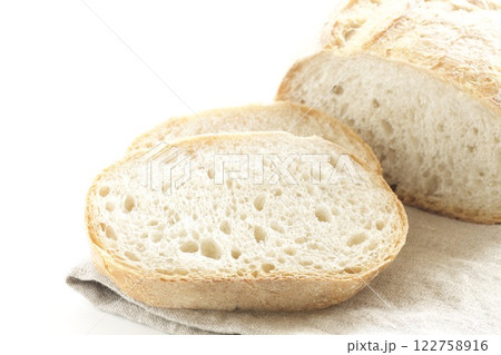 フランスのカンパーニュ フランスのカンパーニュ 122758916