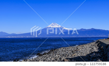 戸田漁港の風景 122759186