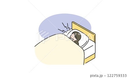 睡眠：歯ぎしりやいびきをかく女性 122759333