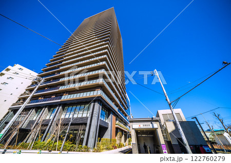 日本の横浜都市景観 東急新横浜線　新綱島駅南口などを望む＝令和7年2月9日 122760279