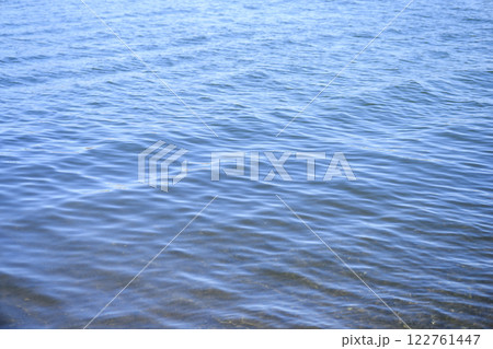透明な海 透き通った海 春の海 湘南 素材 【神奈川県 平塚市】 透明な海 透き通った海 春の海 湘南 素材 【神奈川県 平塚市】 122761447
