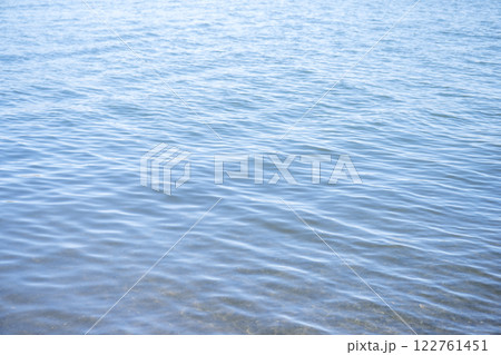 透明な海 透き通った海 春の海 湘南 素材 【神奈川県 平塚市】 透明な海 透き通った海 春の海 湘南 素材 【神奈川県 平塚市】 122761451