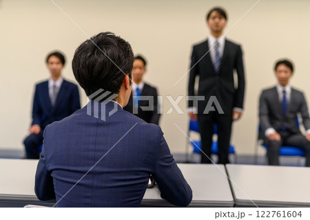 面接 面接 122761604