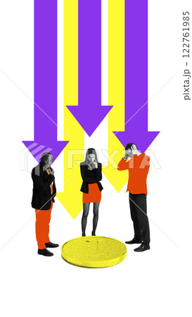 Modern artwork. Businesspeople stand in shock around single golden coin as large purple and yellow arrows point downward, symbolizing financial collapse. 122761985
