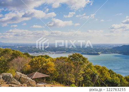 浜松市の奥浜名湖展望公園から見た風景(静岡県) 122763255