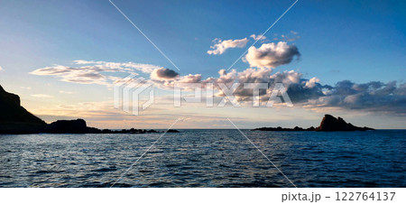 美しい海岸の夕景 美しい海岸の夕景 122764137