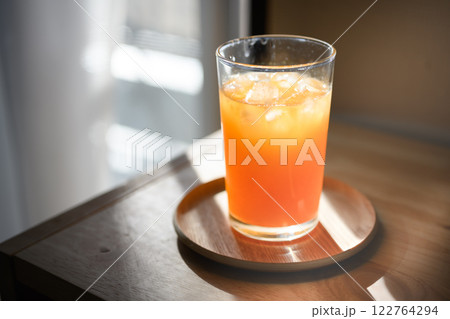 自家製のみかんジュース　搾りたて 122764294
