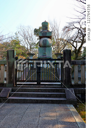 豊国廟 豊太閤廟 阿弥陀ヶ峰 陵墓(石造五輪塔) 豊国廟 豊太閤廟 阿弥陀ヶ峰 陵墓(石造五輪塔) 122764356