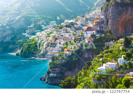 Morning view of Positano cityscape on coast line of mediterranean sea, Italy 122767754