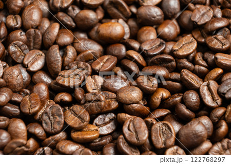 Caffeine-free decaf coffee beans close-up Caffeine-free decaf coffee beans close-up 122768297