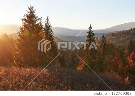 Beautiful autumn morning on the view point above the deep forest valley in Carpathians, Ukraine, Europe 122769398