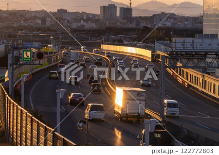 《東京都》東名高速道路・日本の大動脈 《東京都》東名高速道路・日本の大動脈 122772803