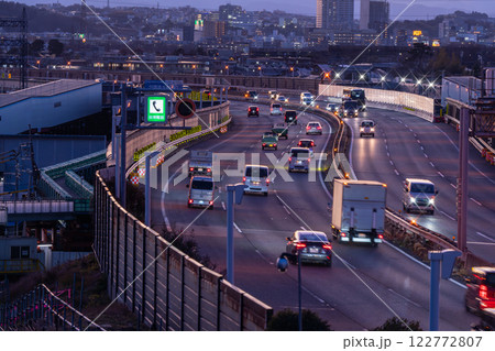 《東京都》東名高速道路・日本の大動脈 《東京都》東名高速道路・日本の大動脈 122772807