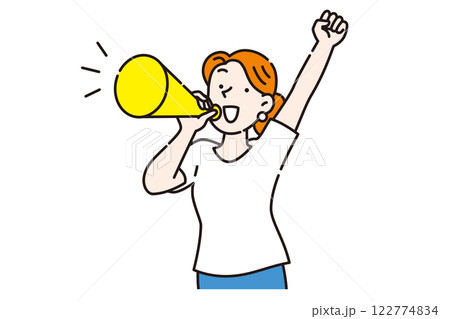 メガホンを持って応援する若い女性 メガホンを持って応援する若い女性 122774834
