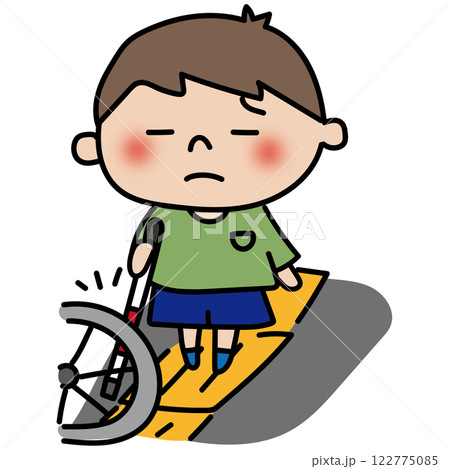 歩行の邪魔をする自転車があって通れない白杖を持った子供（男の子） 122775085