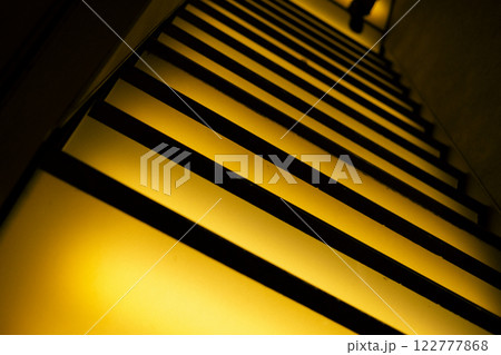 光る階段 光る階段 122777868