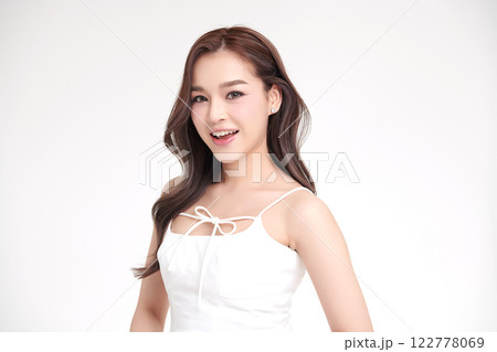 Beautiful young asian woman with clean fresh skin on white background, Face care, Facial treatment, Cosmetology, beauty and spa, Asian women portrait. 122778069