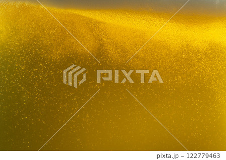 最高にうまい生ビールを注ぐ 最高にうまい生ビールを注ぐ 122779463