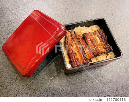 鰻専門和食料理店のスタミナ料理、鰻の蒲焼、鰻重、土用の丑の日、自分へのご褒美贅沢な食事 鰻専門和食料理店のスタミナ料理、鰻の蒲焼、鰻重、土用の丑の日、自分へのご褒美贅沢な食事 122780518