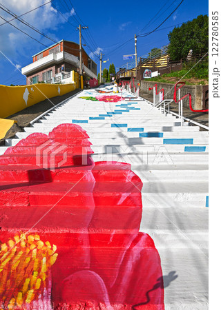 統営・西ピラン99階段の風景【韓国/慶尚南道】 122780585